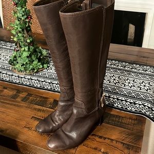 Tory Burch Boots